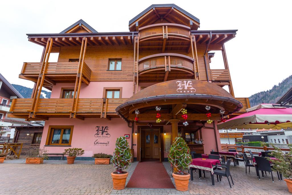 Hotel Arisch Aprica Exteriér fotografie